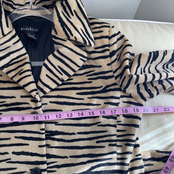 Bebe Faux Fur Tiger Stripe Beige Black Belted Coat L - Picture 5 of 11